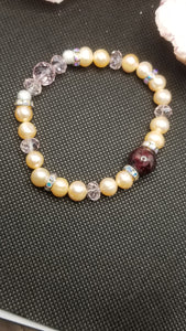 Garnet and Fresh water Pearls Bracelet