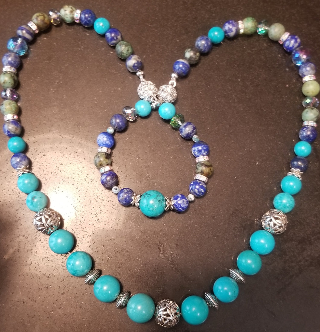 Magnetic Blue Necklace Set